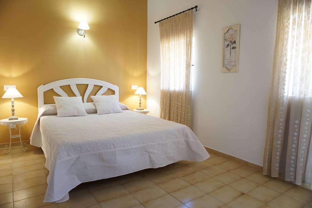 Apartments Campanitx - Astbury Formentera Es Calo  Cameră foto